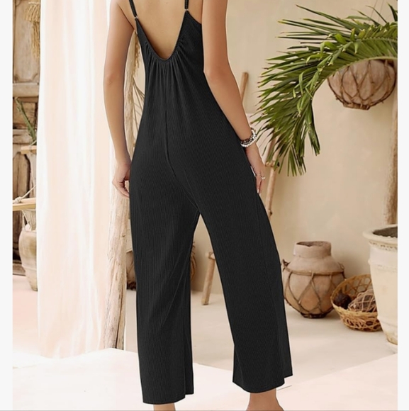 Black stretchy ribbed jumpsuit - Picture 2 of 6